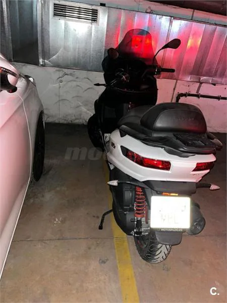 Piaggio MP3 Sport 400 – Vista 4