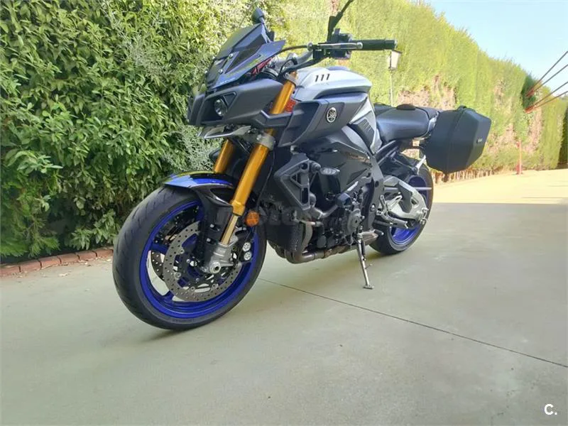 Yamaha MT-10 – Vista 3