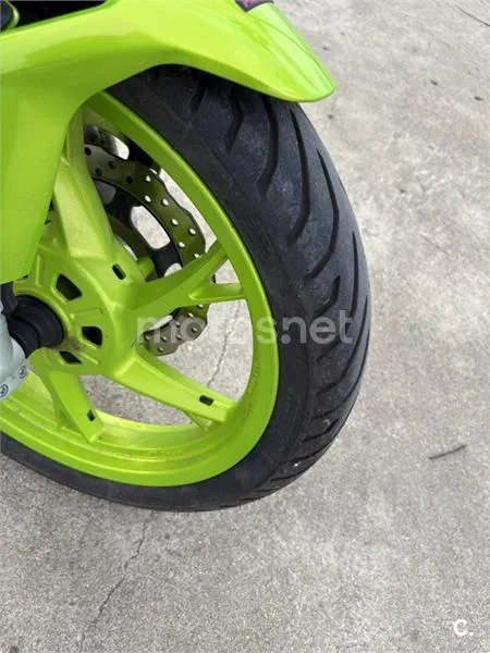 Keeway RKF 125 - Vista 6