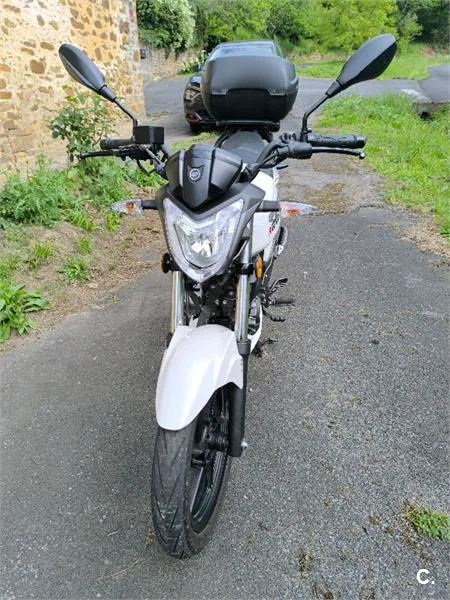 Keeway RKS 125 – Vista 2