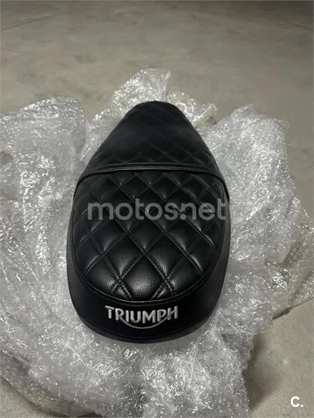 Triumph Bonneville T120 – Vista 7