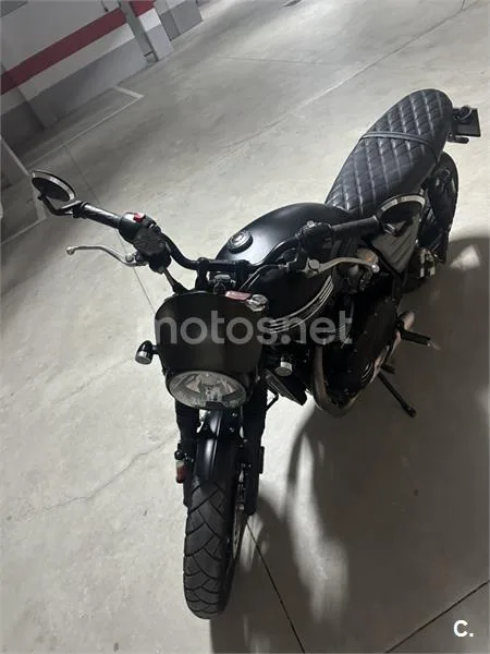 Triumph Bonneville T120 – Vista 10