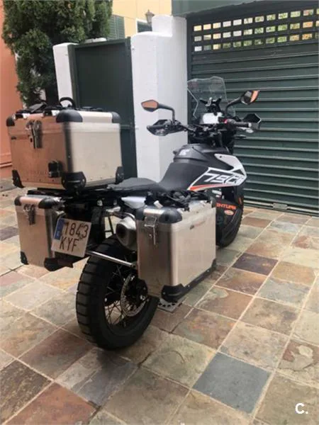 KTM 790 – Vista 2