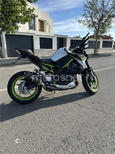 Kawasaki Z 900 – Vista 2