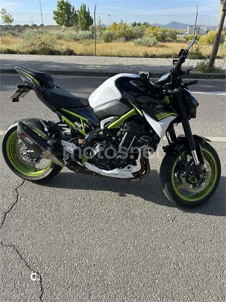 Kawasaki Z 900 – Vista 9