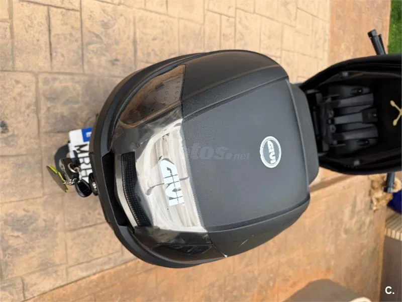BMW C 400 GT – Vista 7
