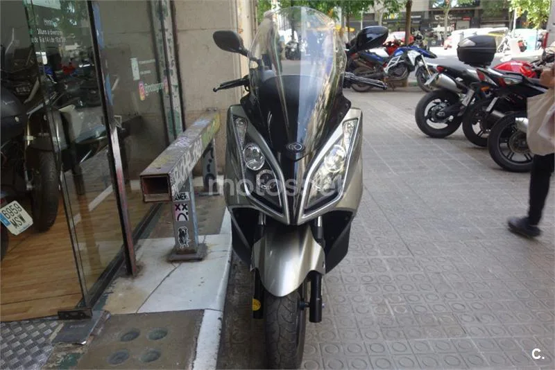 Kymco Super Dink 125 – Vista 6