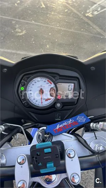 Suzuki GSF Bandit 650 – Vista 6