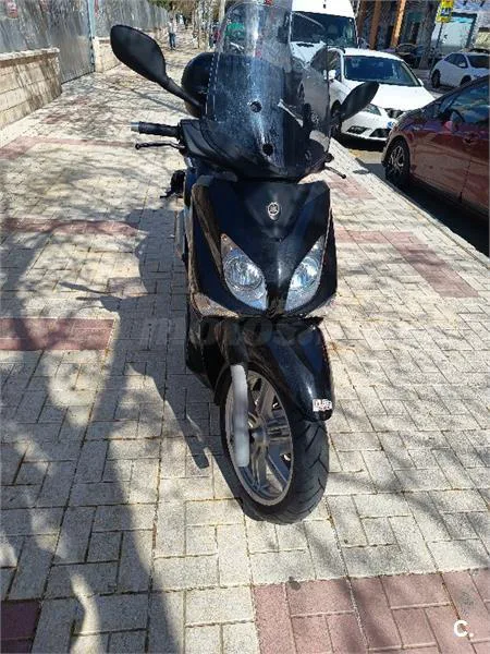 Yamaha X-CITY 250 – Vista 6