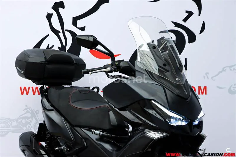 Kymco Xciting VS 400 – Vista 4
