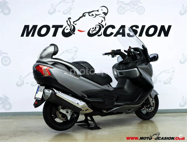 Suzuki Burgman 650 Executive – Vista 3
