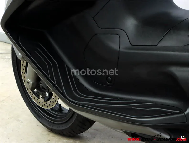 Suzuki Burgman 650 Executive – Vista 10