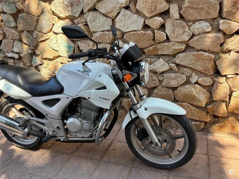 Honda CBF 250 – Vista 5