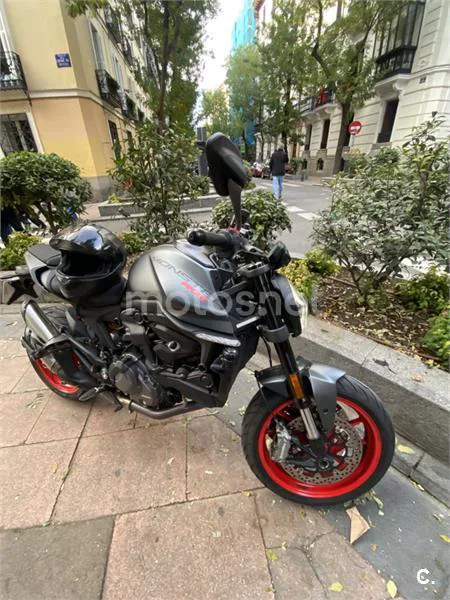 Ducati Monster – Vista 5