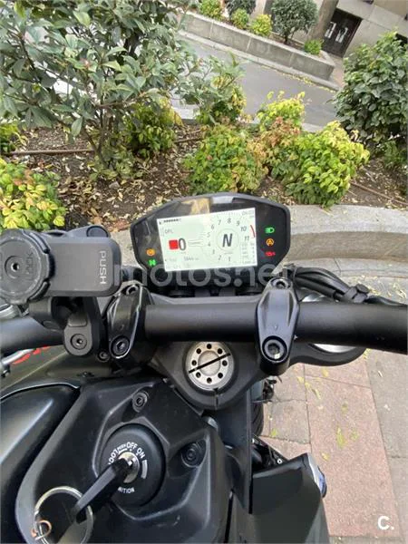 Ducati Monster – Vista 7