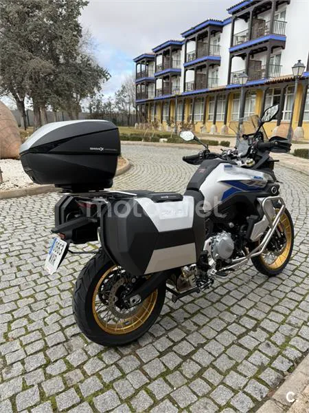 Voge 900 DSX – Vista 2