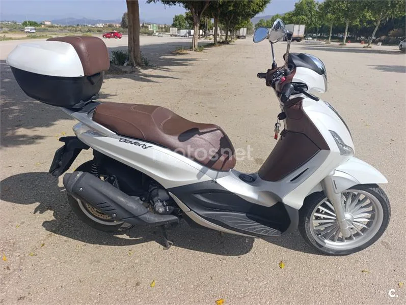 Piaggio Beverly 300 – Vista 4
