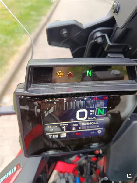 Yamaha Tracer 9 – Vista 7