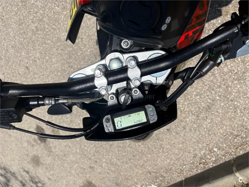 Aprilia SX 125 – Vista 3