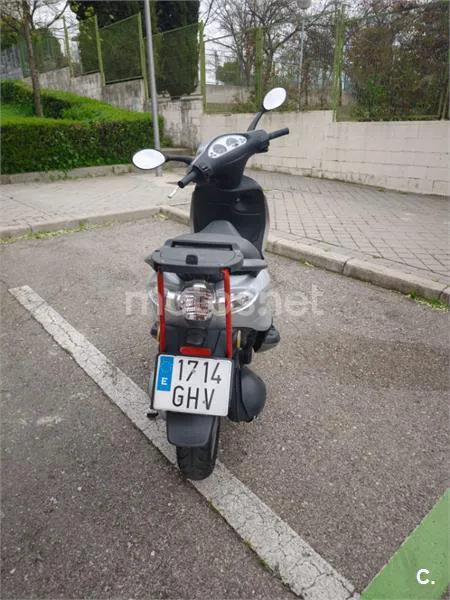 Piaggio Fly 125 – Vista 5