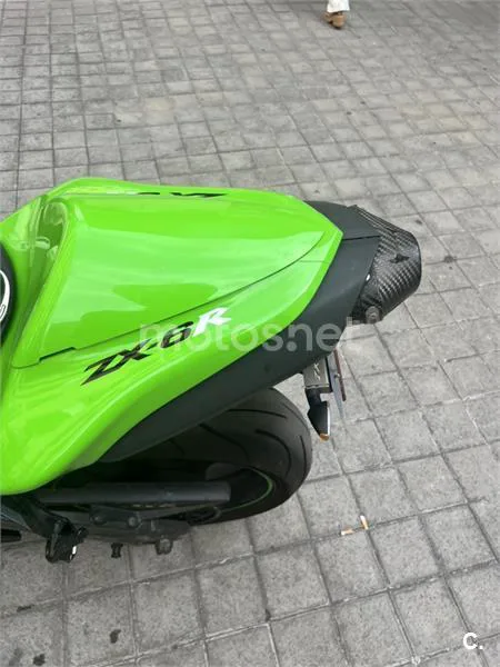 Kawasaki Ninja ZX-6R – Vista 2
