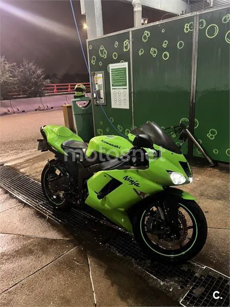 Kawasaki Ninja ZX-6R – Vista 7