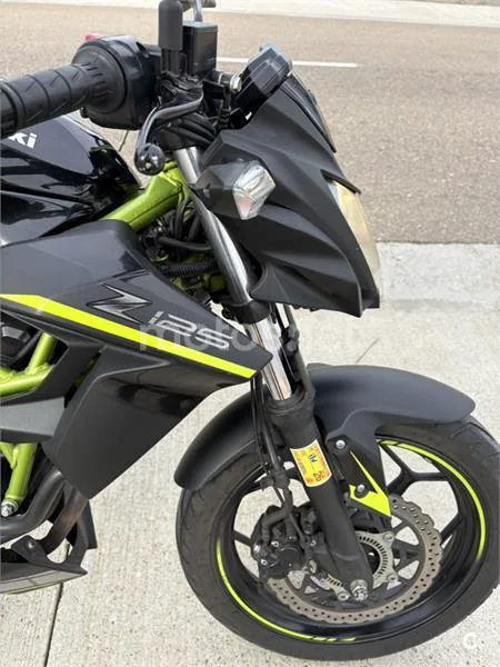 Kawasaki Z 125 – Vista 3