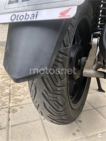 Honda PCX 125 – Vista 11