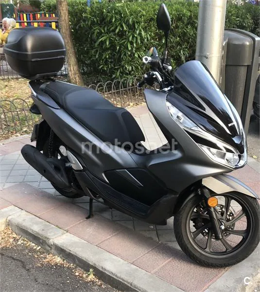 Honda PCX 125 – Vista 14
