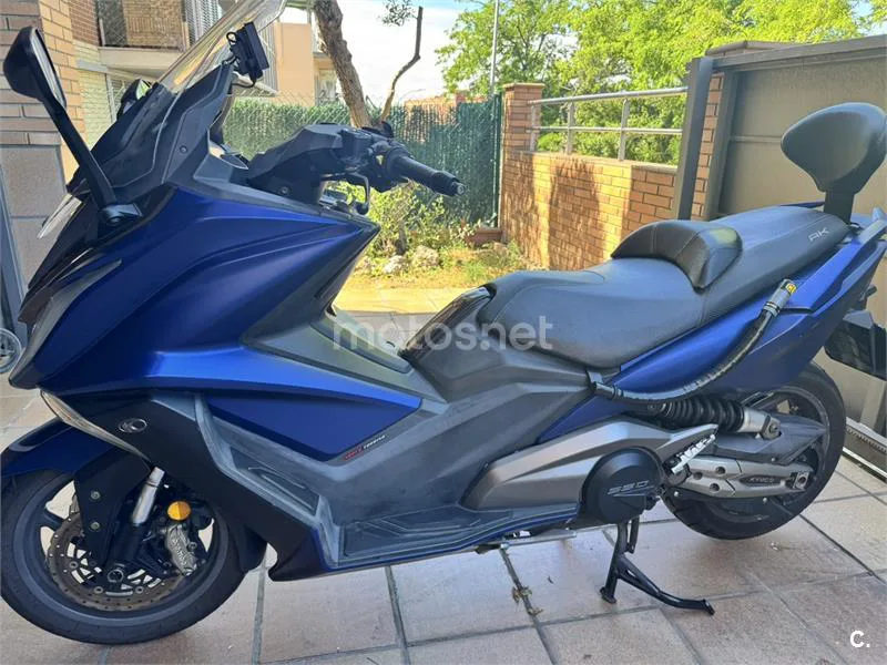 Kymco AK 550 – Vista 5