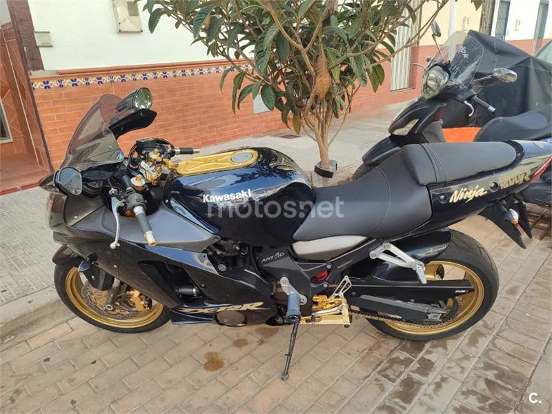 Kawasaki Ninja ZX-10R – Vista 12