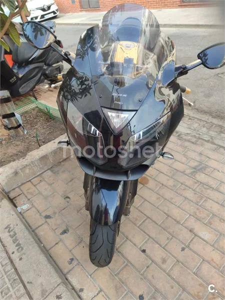 Kawasaki Ninja ZX-10R – Vista 9
