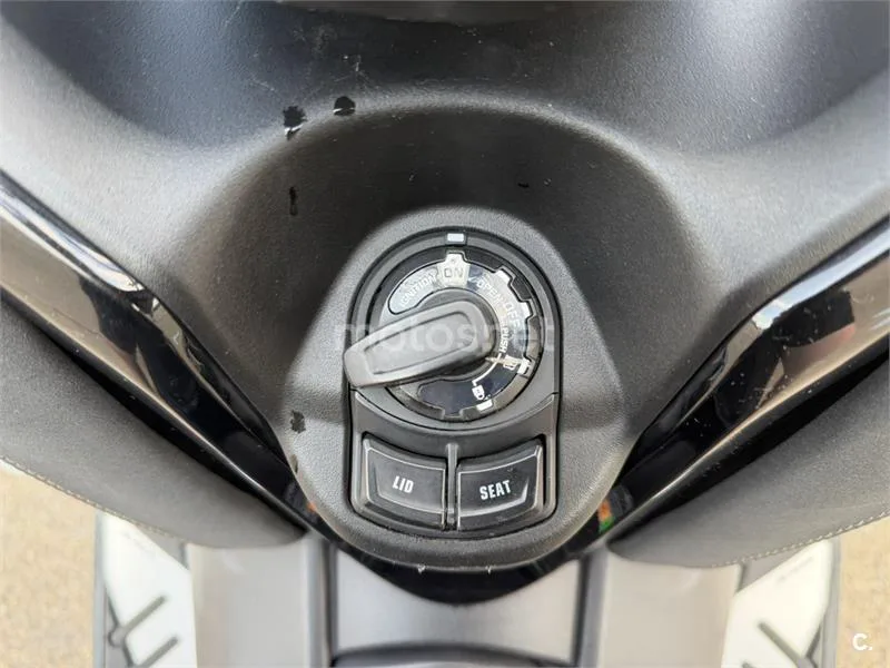 Yamaha XMAX 125 – Vista 11