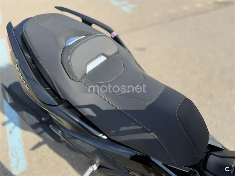 Yamaha XMAX 125 – Vista 21