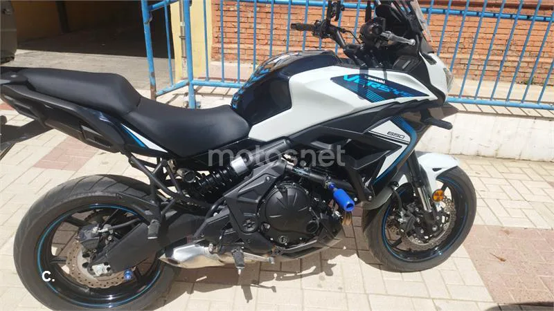 Kawasaki Versys – Vista 5