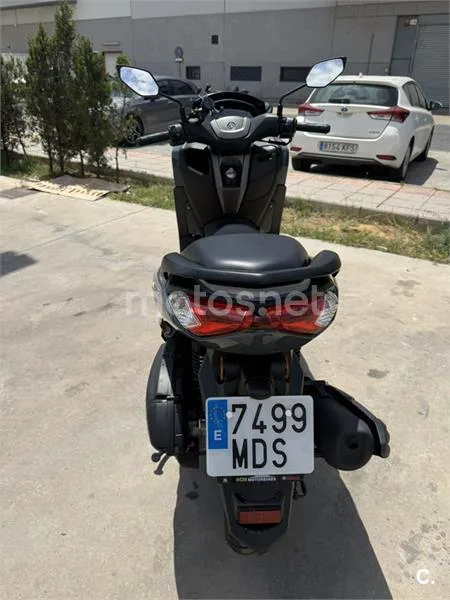 Yamaha NMAX – Vista 5