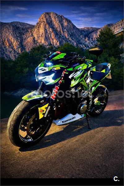 Kawasaki Z 900 – Vista 2