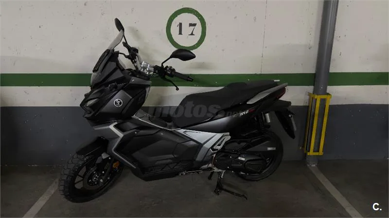 Voge SR1 ADV 125 – Vista 6