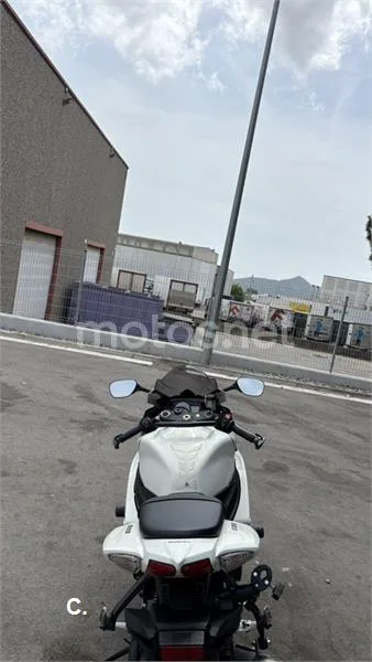 Suzuki GSX-R600 - Vista 6
