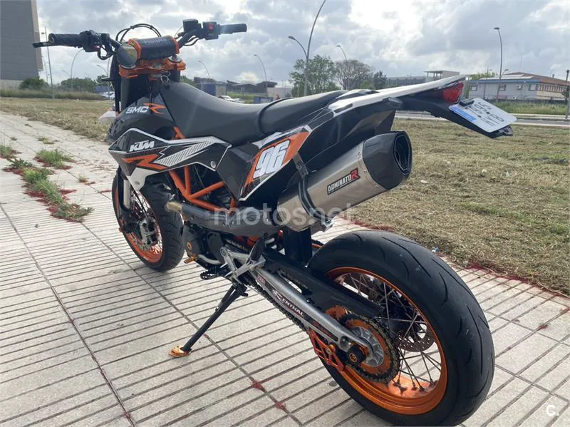 KTM 690 SMC R – Vista 9