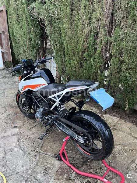 KTM 390 – Vista 2
