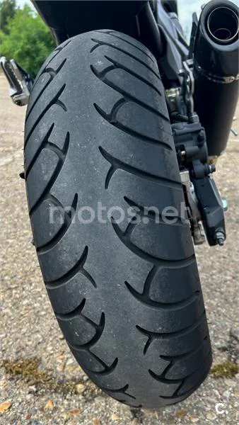 Kawasaki Z 800e – Vista 7
