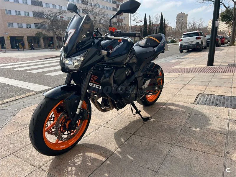 Kawasaki Z 750 – Vista 4