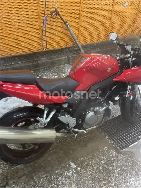 Suzuki SV 650 S – Vista 7