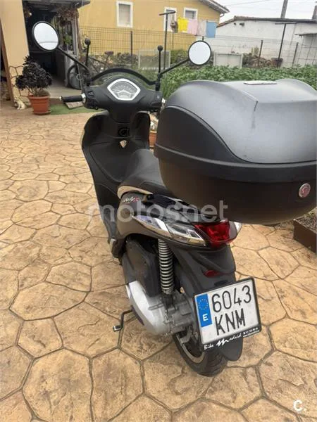 Piaggio Liberty 125 – Vista 3