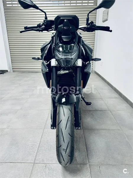 BMW F 900 R – Vista 6