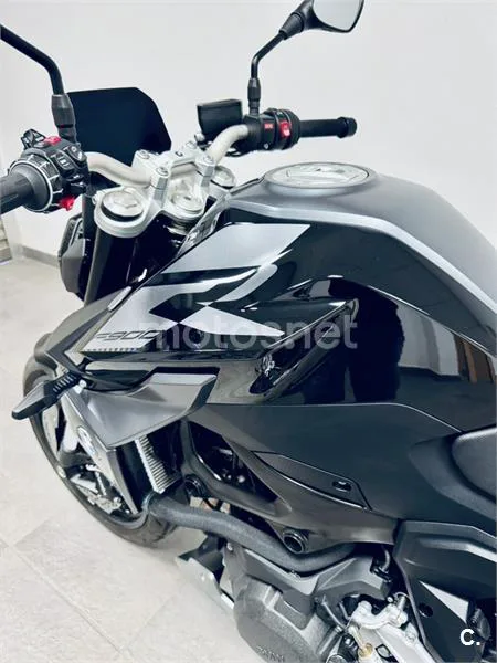 BMW F 900 R – Vista 7