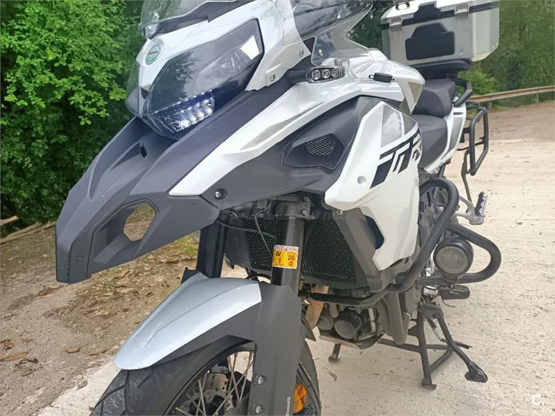 Benelli TRK 502 – Vista 2