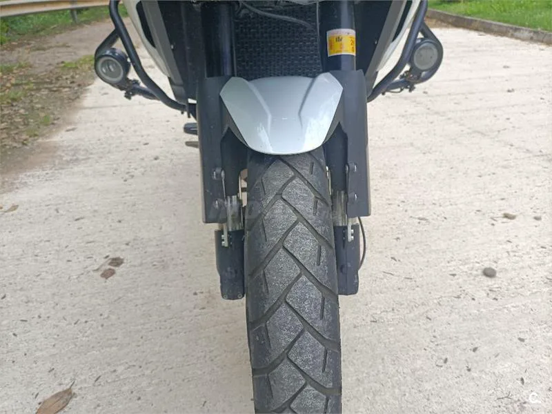 Benelli TRK 502 – Vista 11