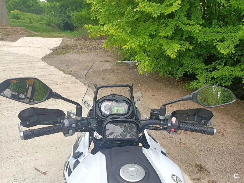 Benelli TRK 502 – Vista 4